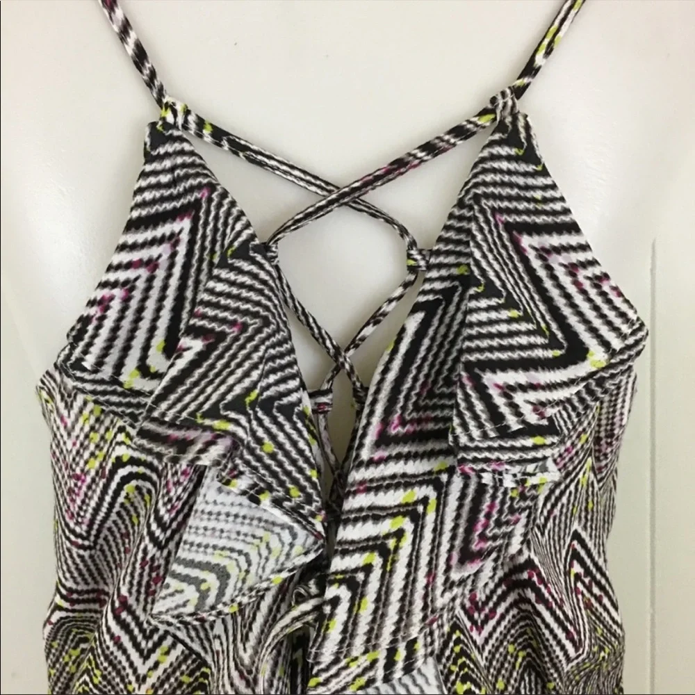 Karen Millen Chevron Jumpsuit‎ Women’s 6 Sleeveless V-Neck